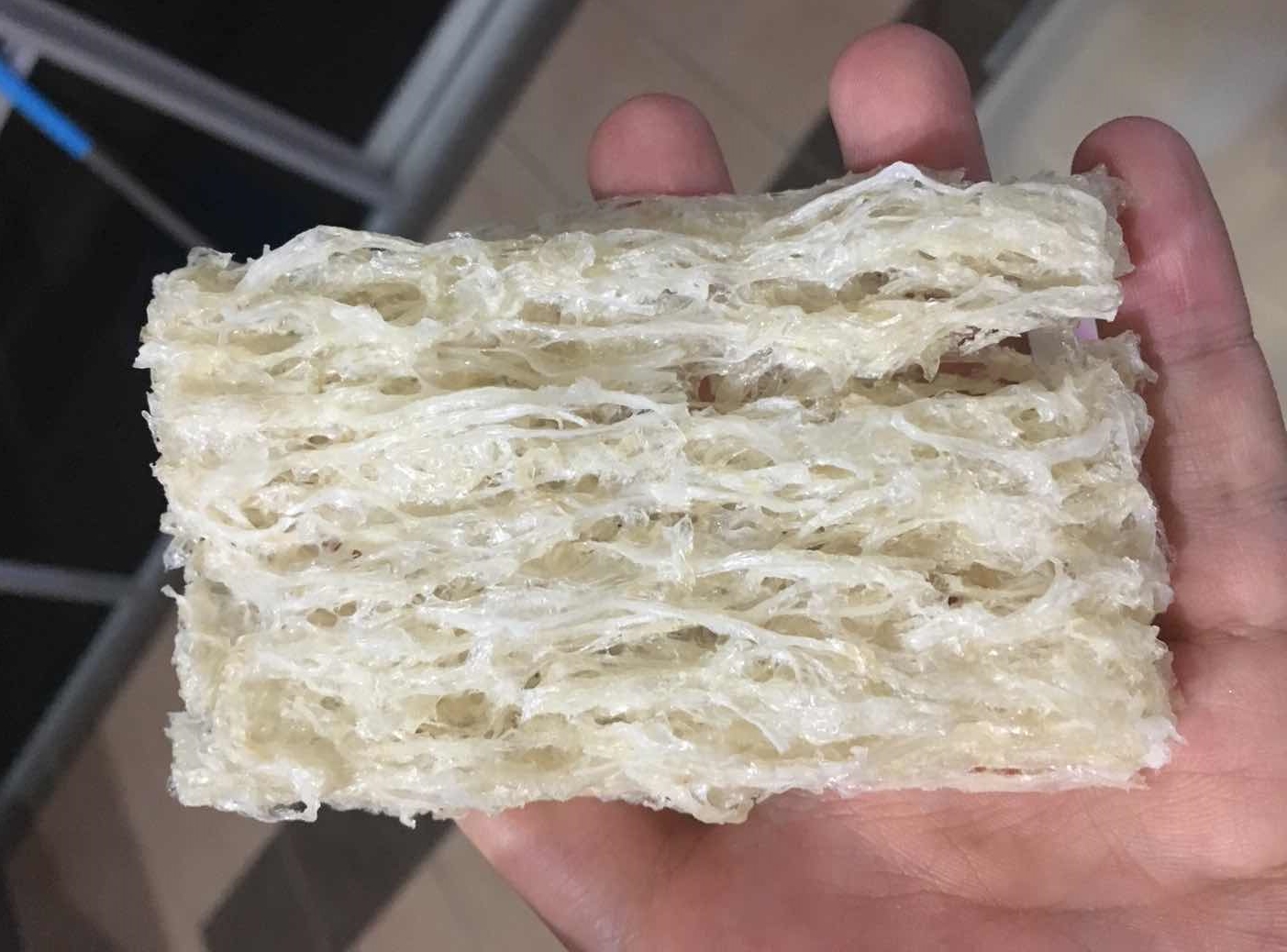 ​A1-长方形洞燕饼 A1 Premium Triangle Shape Cave Bird&apos;s Nest Yan Bing with Stripes